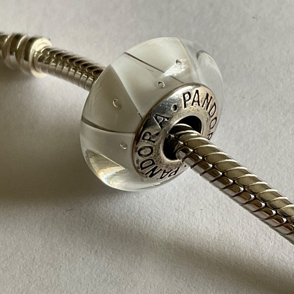 Pandora glass charm - Picture 2 of 4